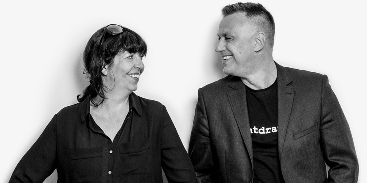 Hilke Höfchen und Klaus Schenkmann, Geschäftsführer der parsmedia Praxismarketing GmbH in Magdeburg